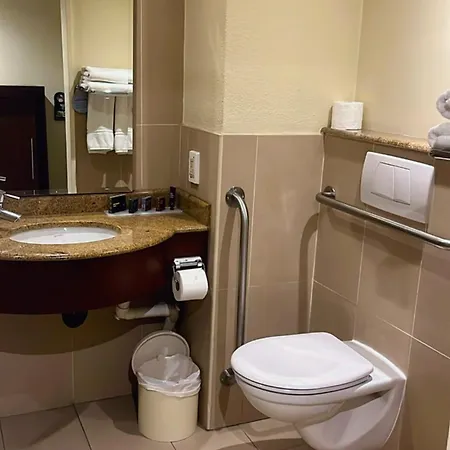 City Lodge Hotel Johannesburg Airport, Barbara Road Kempton Park Buitenkant foto