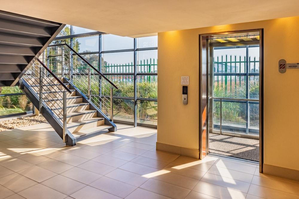 Johannesburg Airport, Barbara Road 3* Kempton Park
