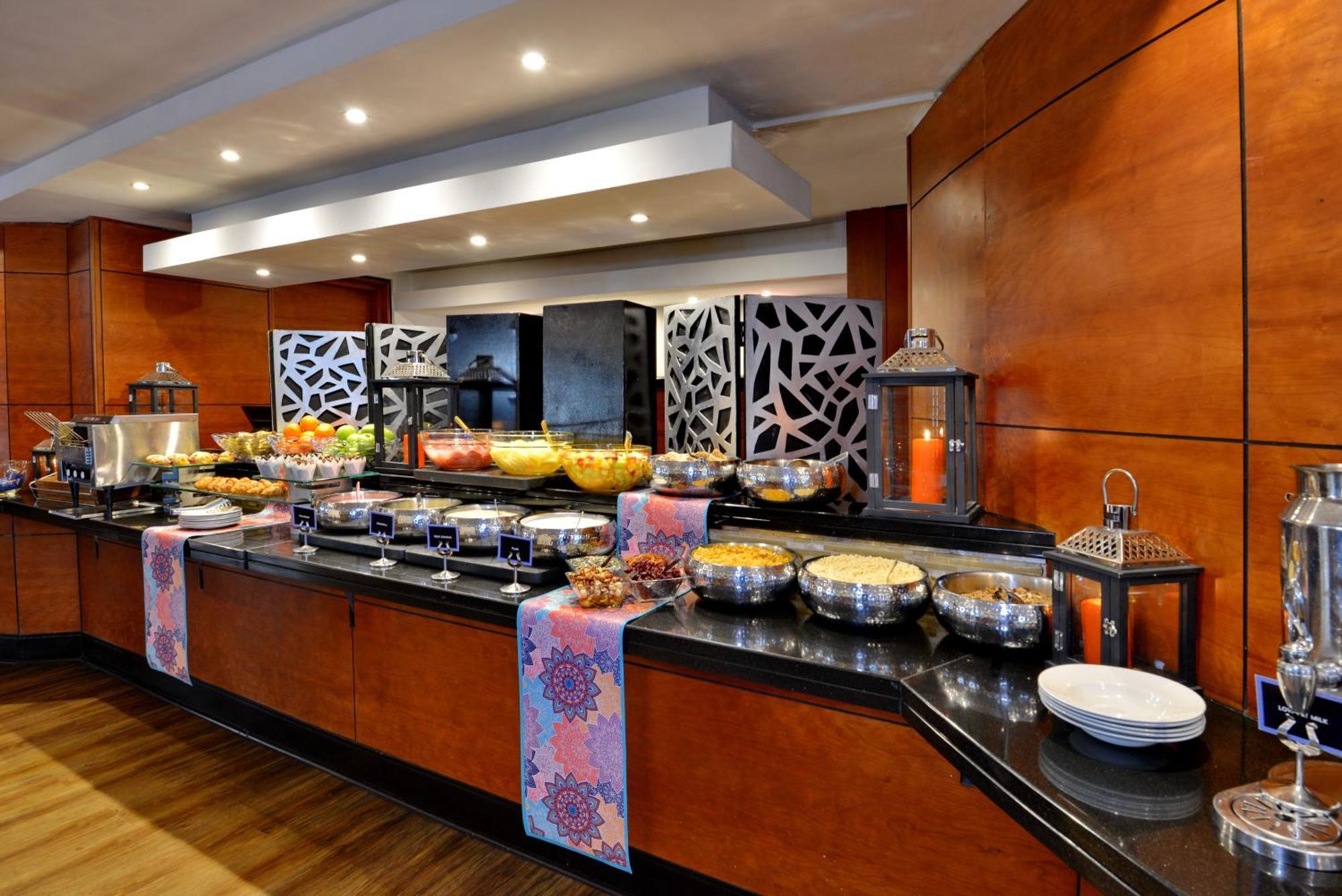 Johannesburg Airport, Barbara Road Hotel Kempton Park