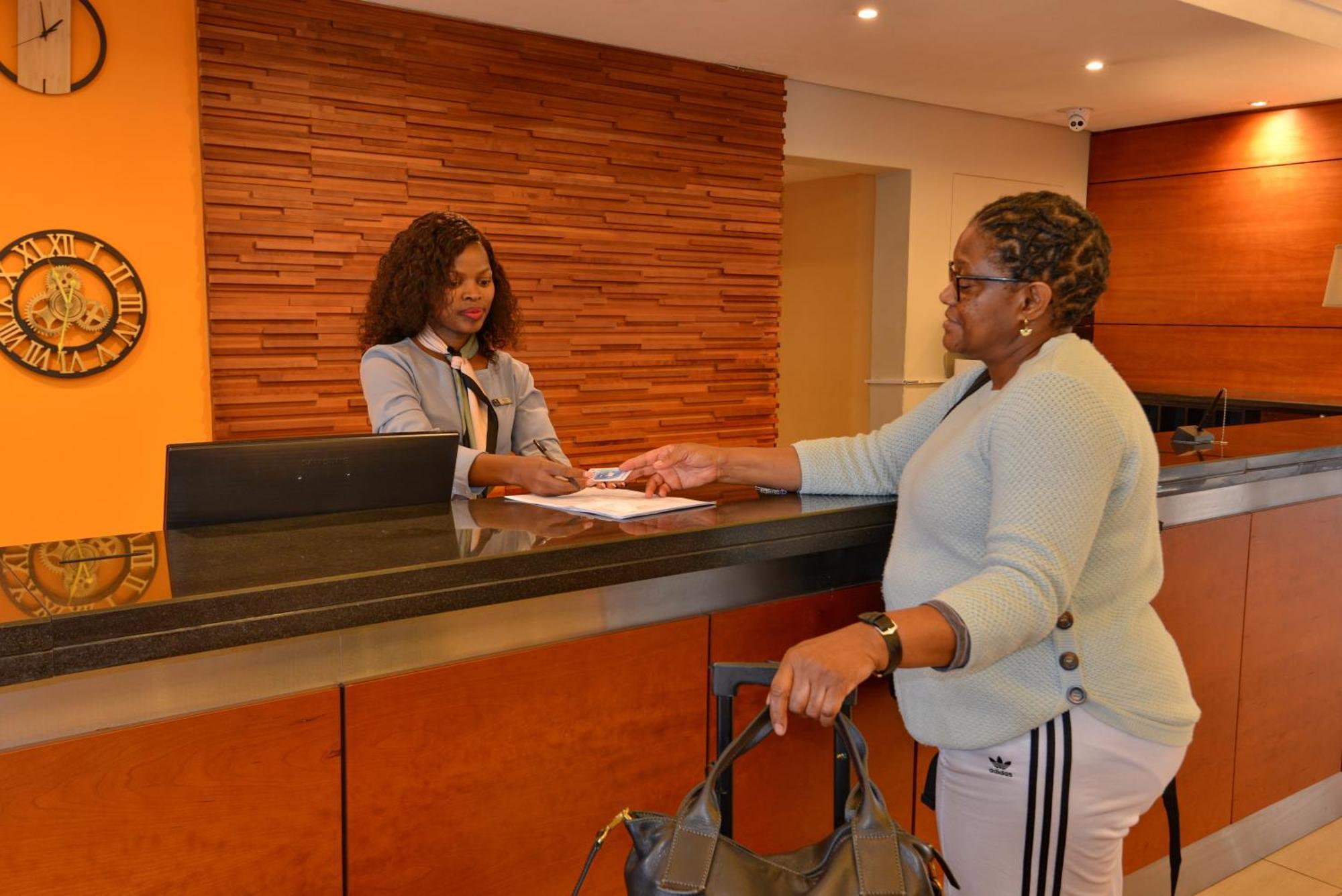 Hotel Johannesburg Airport, Barbara Road Kempton Park